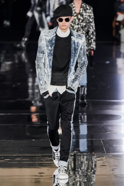 Look 51